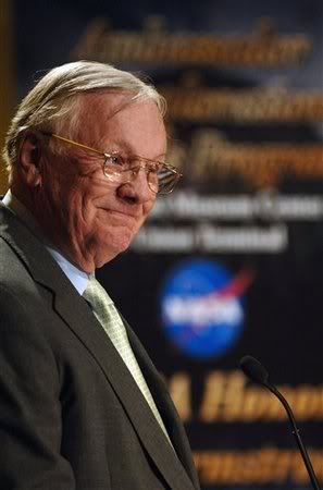 neilarmstrong.jpg